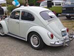 VW Bug in original paint color L282 - Lotus White